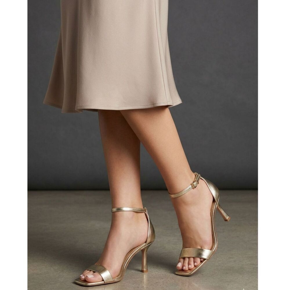 Vince Camuto Heeled Sandals 7.5 Stiletto Minimalist Wedding Chic Gold Enella